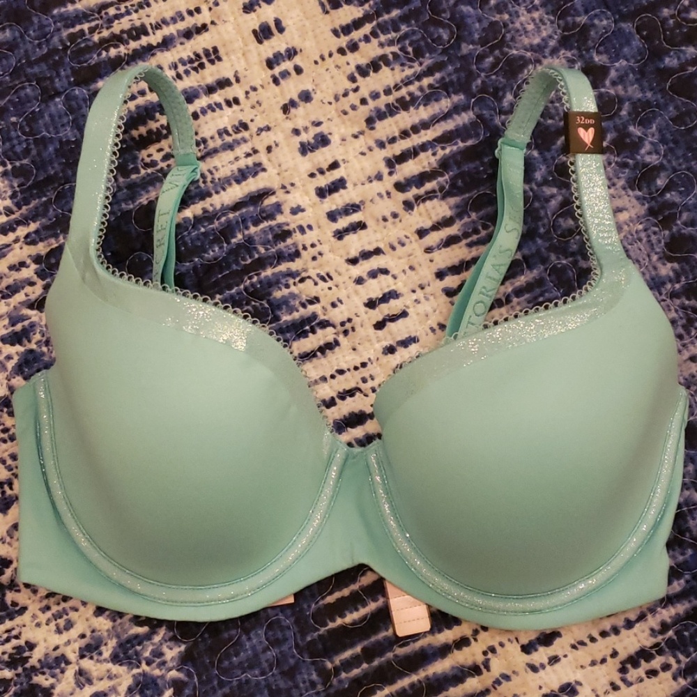 NEW Body By Victoria Lined Demi